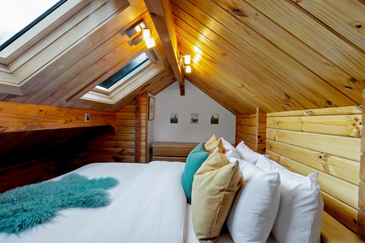 Kereru Cottage, Cosy Log Cabin, Serene Lake & Mountain Views Queenstown Eksteriør bilde